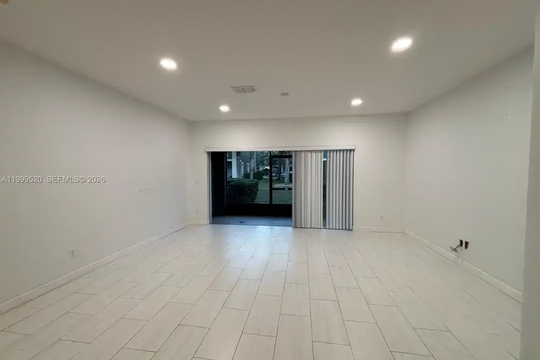 Apartment in Orlando - View 5
