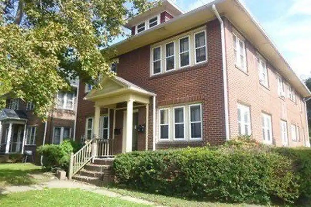 689 Schiller Ave #3 – photo 1