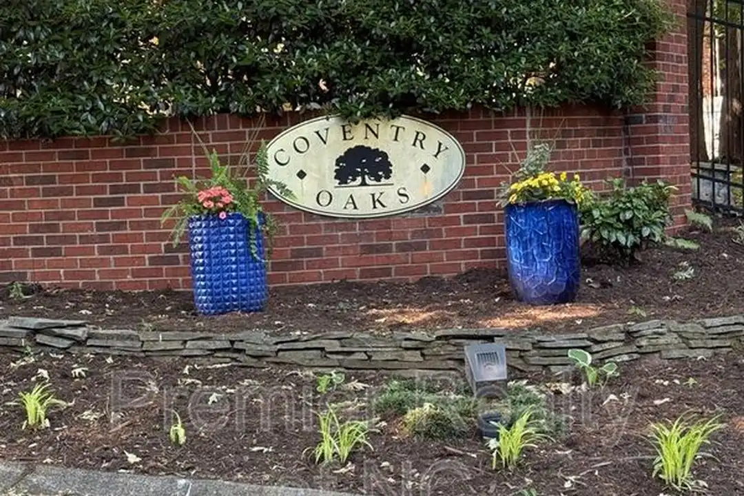605 Westpark Ct - View 2