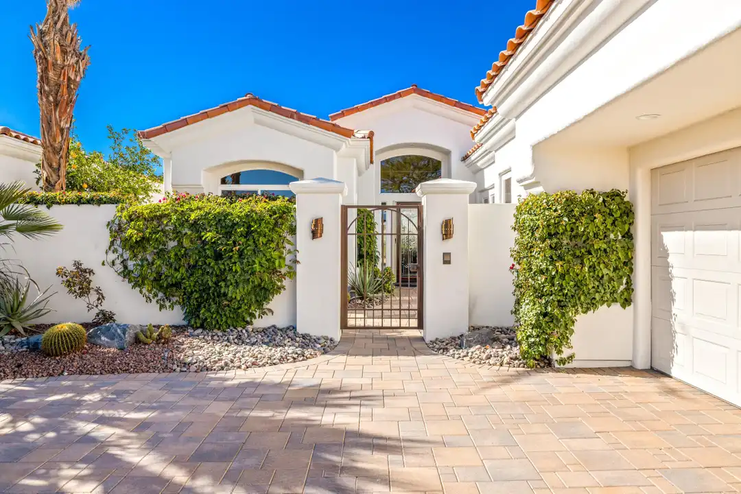701 Indian Ridge Dr - View 6
