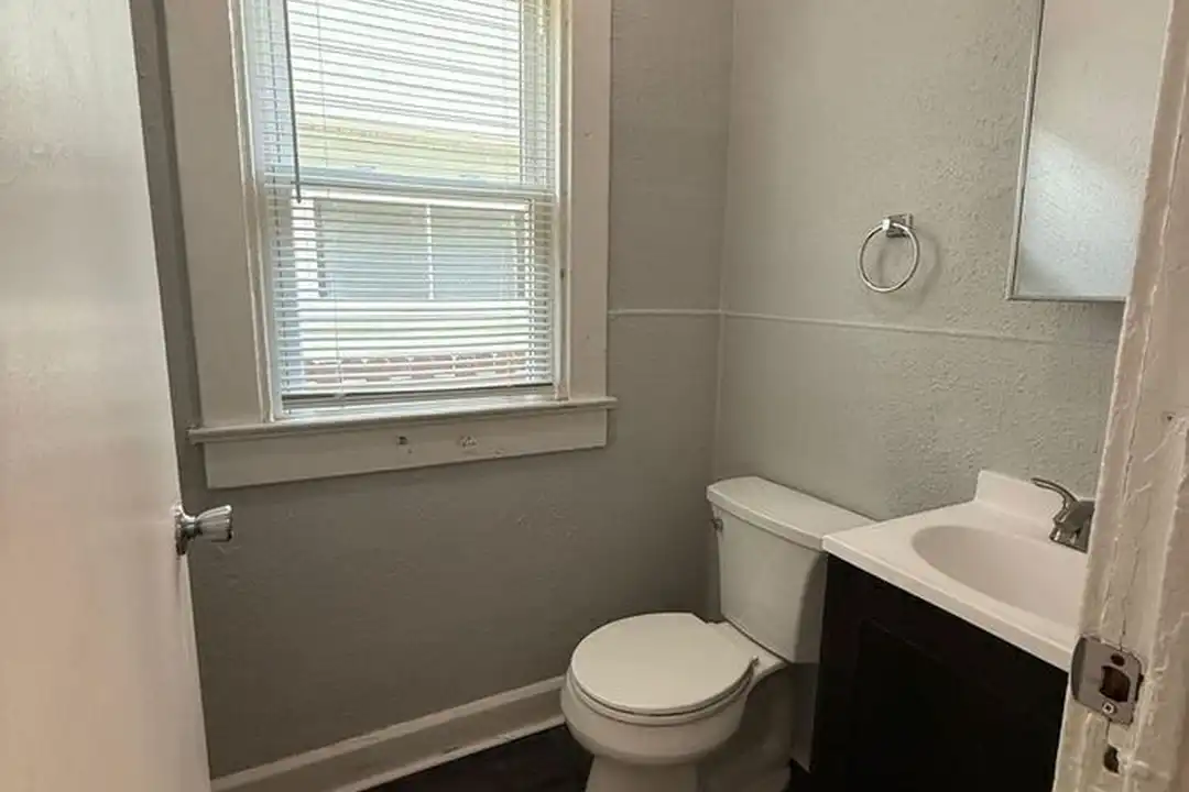 3106 N College Ave - View 6