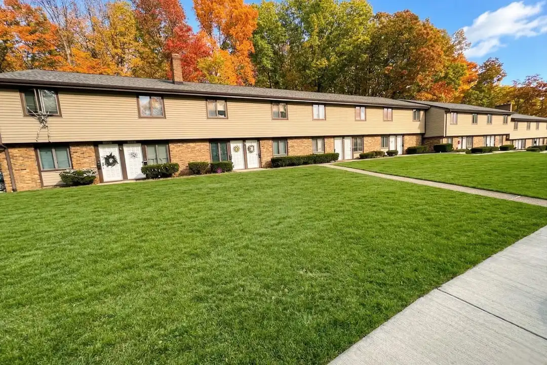 2429-2457 Echo Valley Dr unit 2435 – photo 1