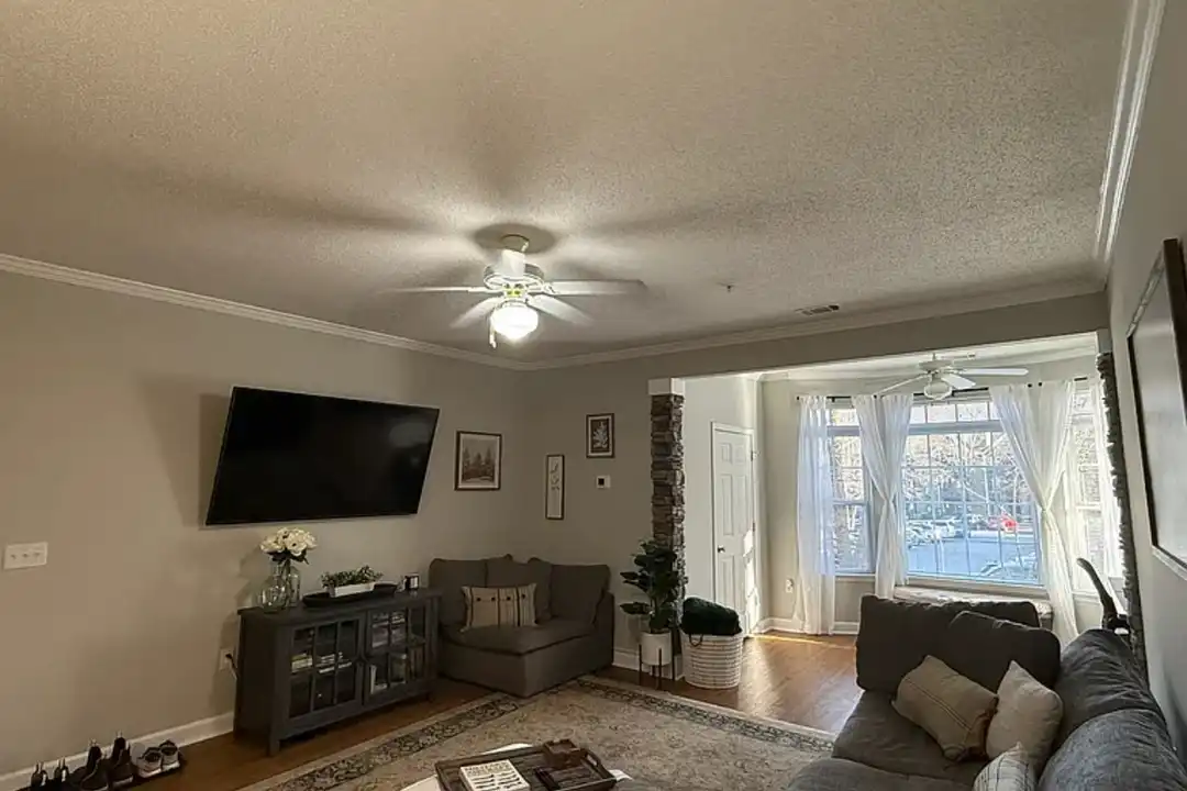 1000 Olde Eastwood Village Blvd unit 4B - More