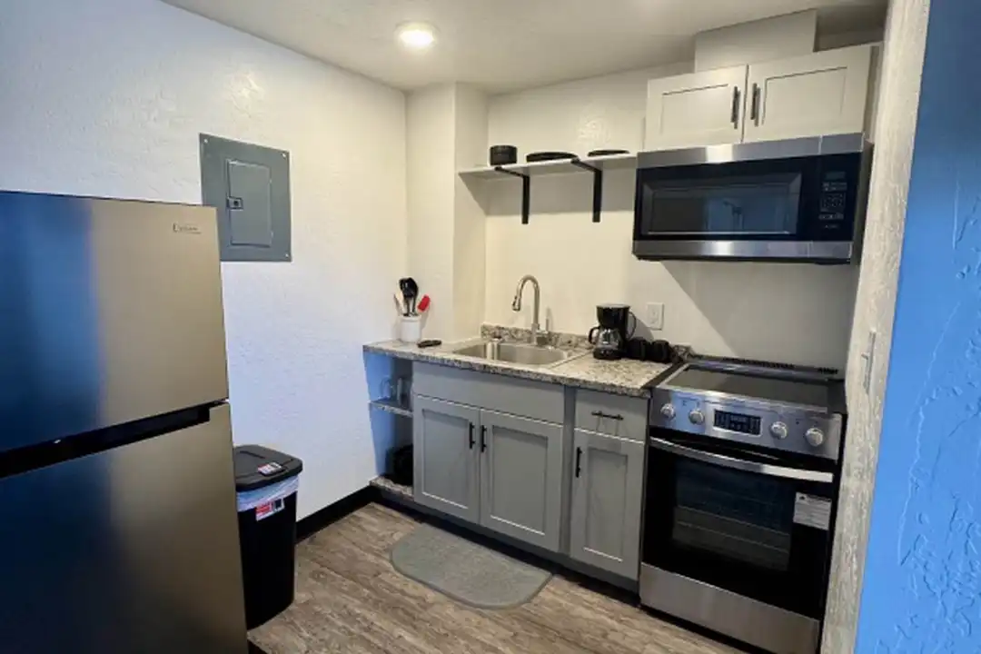 316 E Flaming Gorge Way unit 203 - View 4