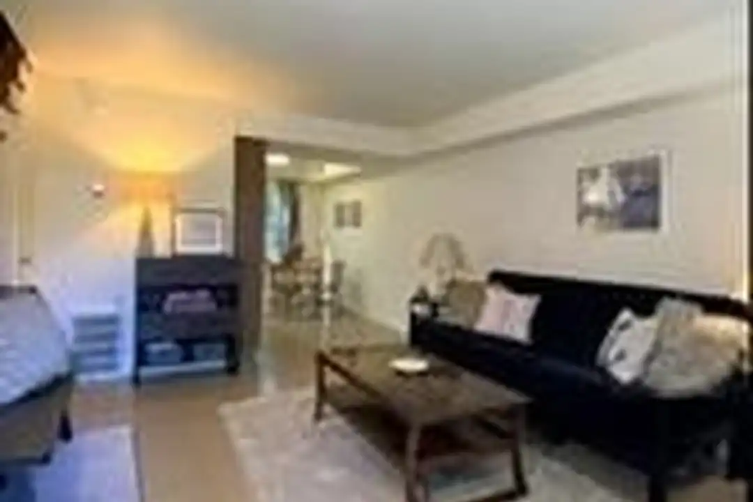 32 S Monroe Rd – photo 1