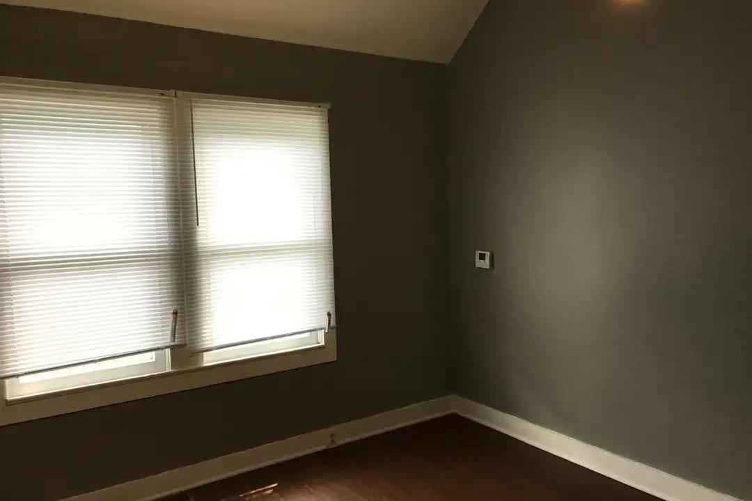 910 N Ewing St unit 910 Ewing – pohled 4