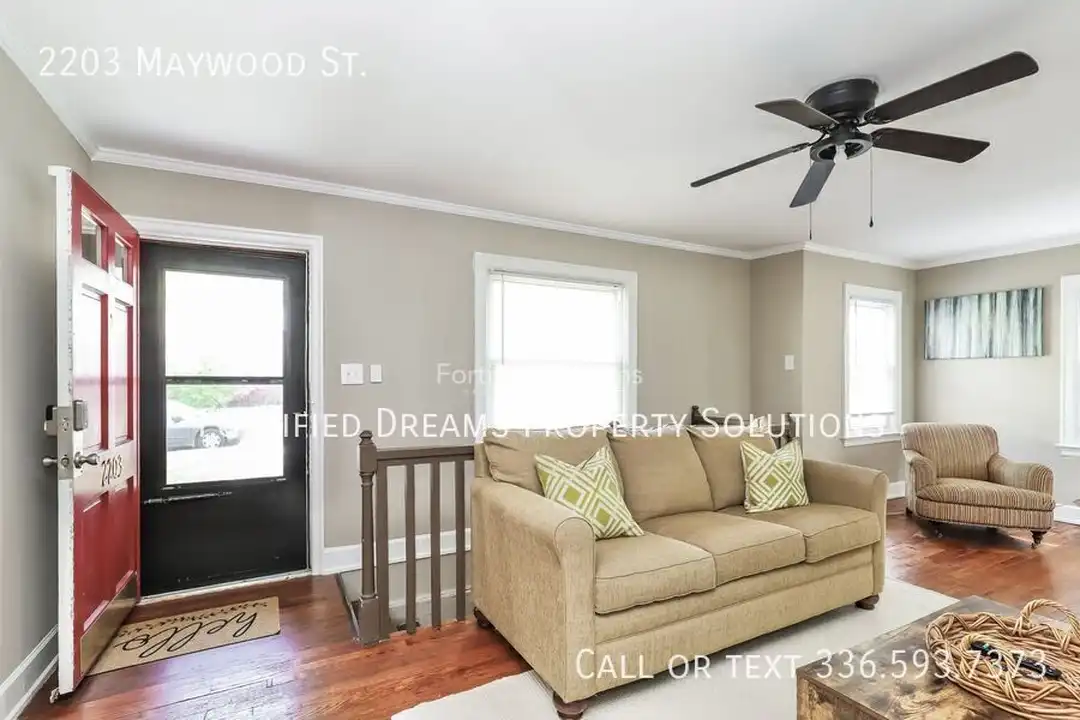 Apartment in Greensboro - View 5