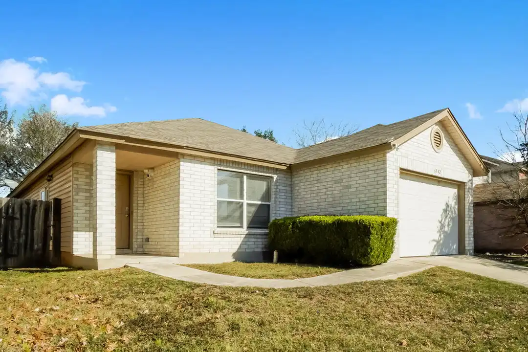 6942 Saharastone Dr - View 3