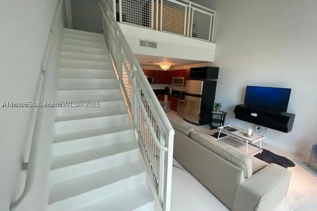 Apartment in Miami, Torch of Friendship - More