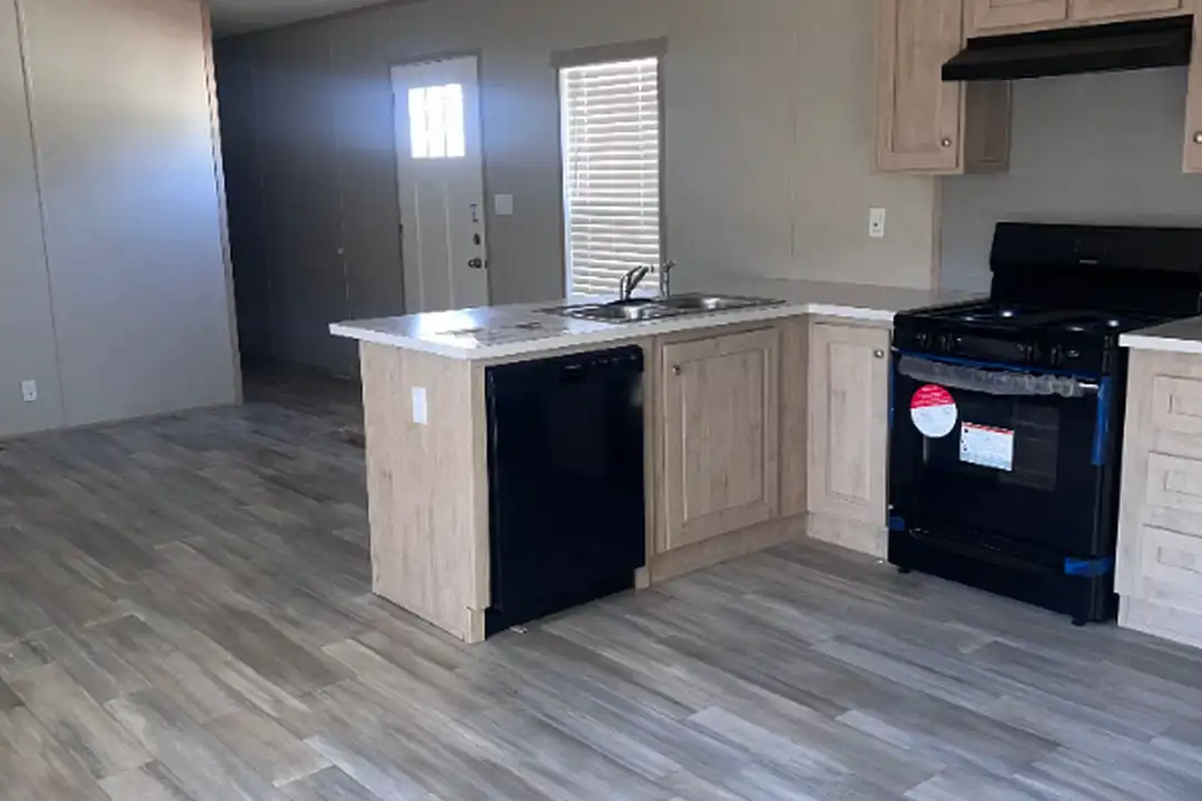 4 N Shawnee Plains Ct – photo 1 of 19