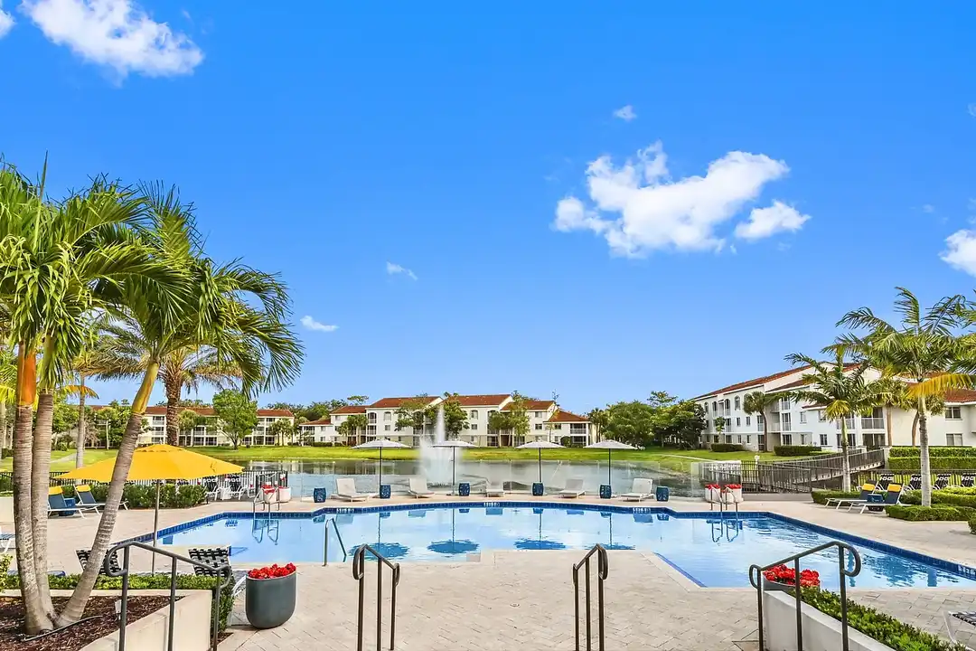 Arbor Oaks Apartments & Townhomes - View 3