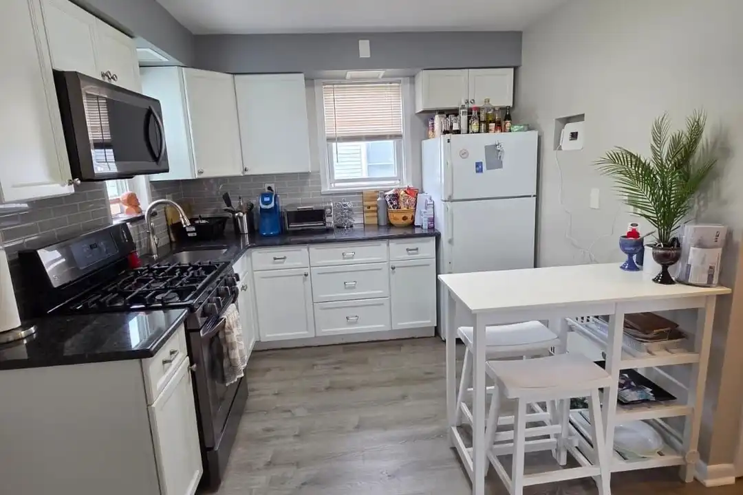 166 Carmita Ave #2 - View 3