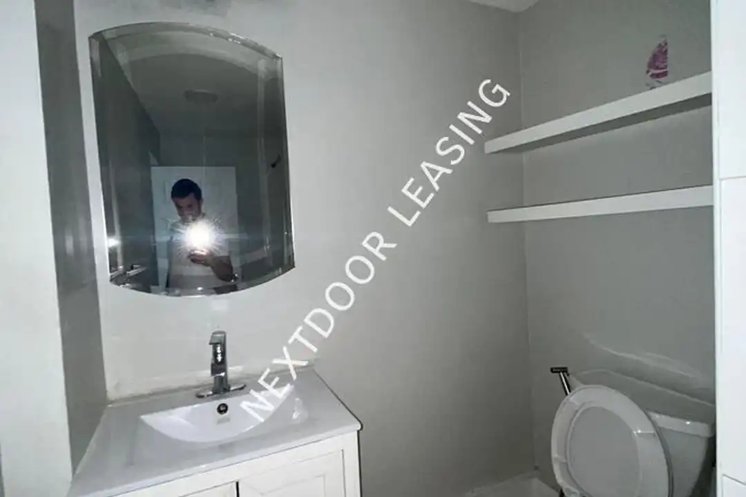 218 Bowers St - View 4