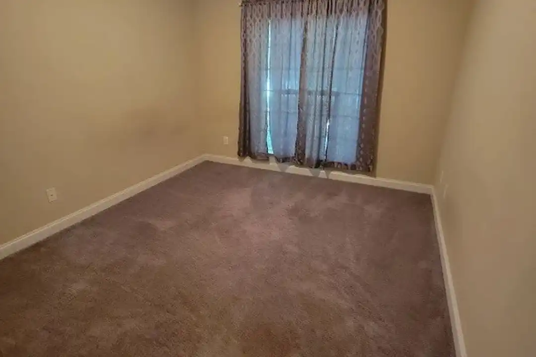 236 Ashland Oaks Dr - View 5