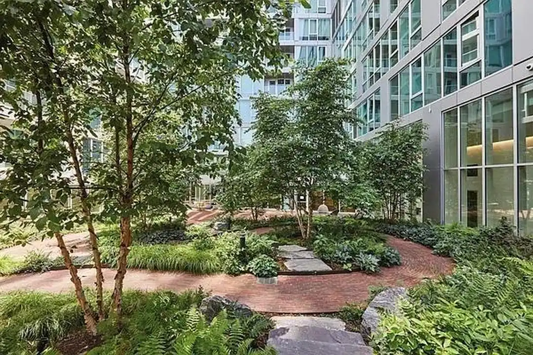 625 W 57th St unit 1611 – pohled 6