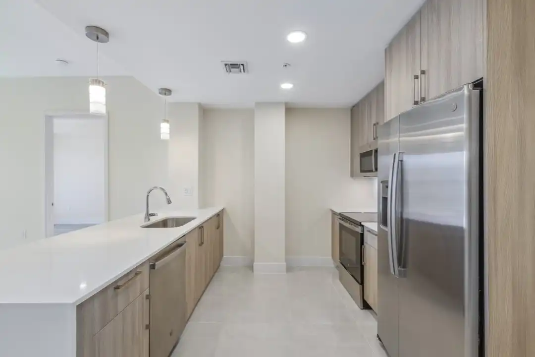 Apartment in Bonita Springs - More