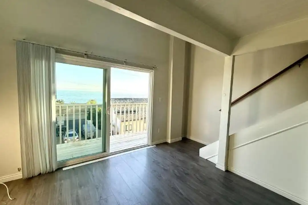 156 Olive St - View 3