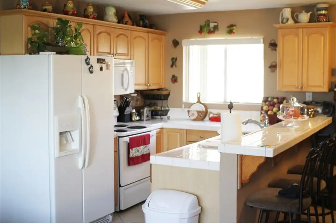 1025 4th Ave unit 12 - View 2