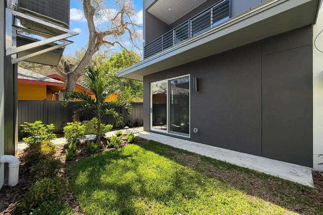336 14th St N - View 6