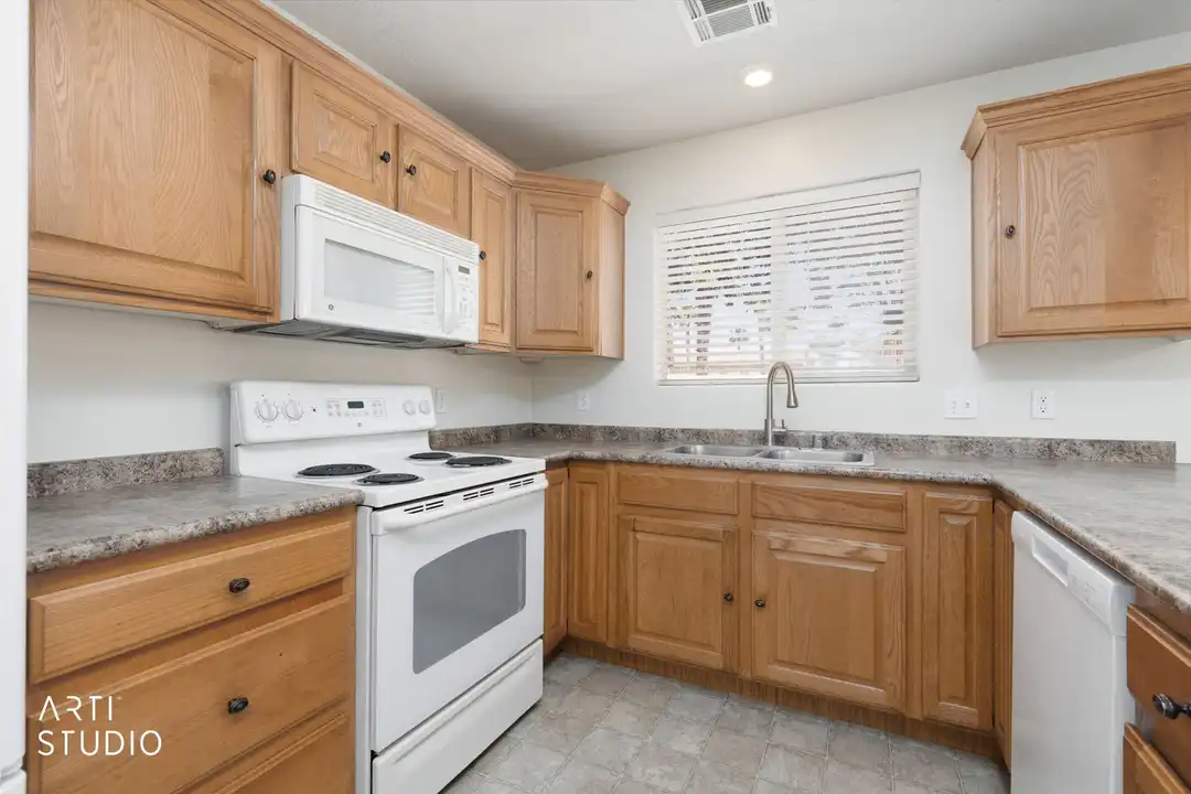 717 E Hafen Ln unit 2A - More