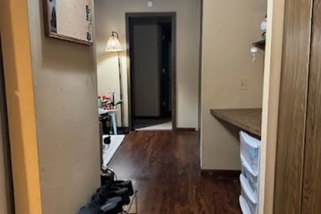 930 Westbrooke Way unit 930-2 - View 3