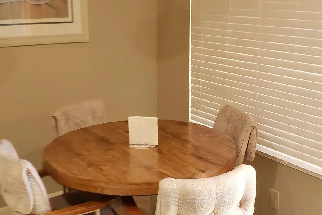 1650 S Smoketree Ave unit # 125 - View 3
