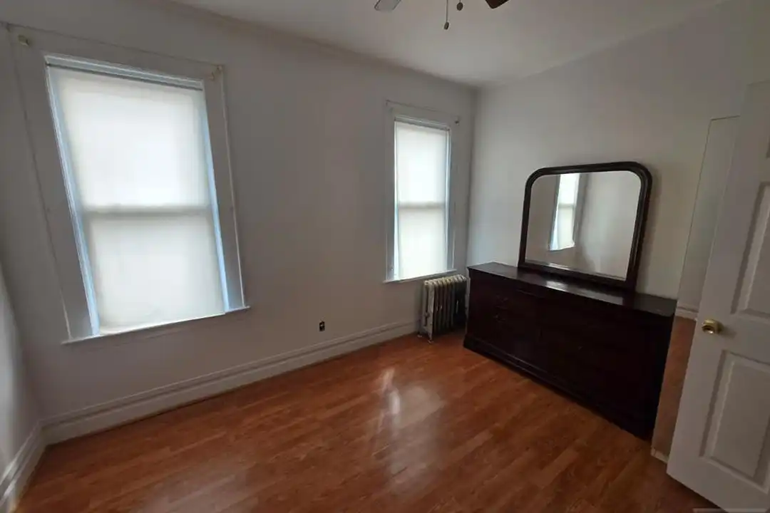 108 S 16th St unit 2 - View 6