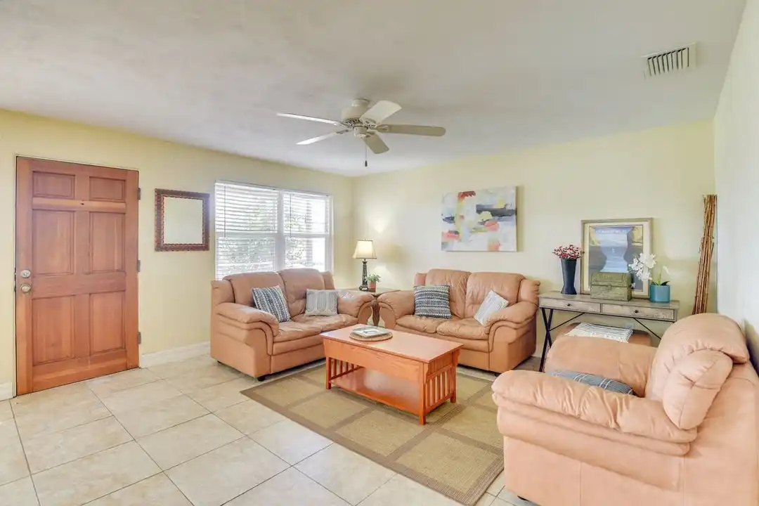 8 Tropical Dr unit 1546317P - View 2
