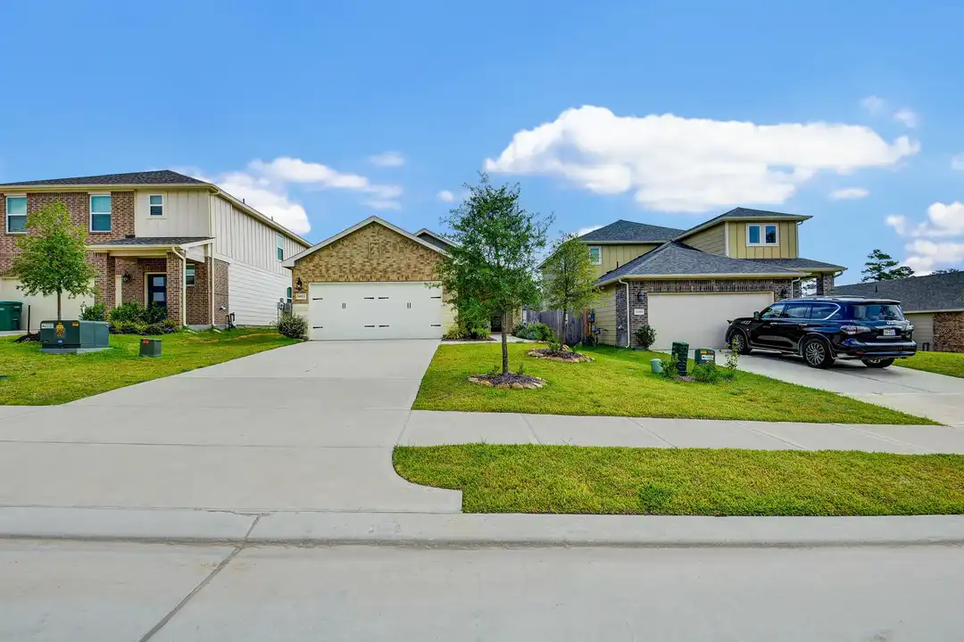 18572 Meadow Point Ln - View 3