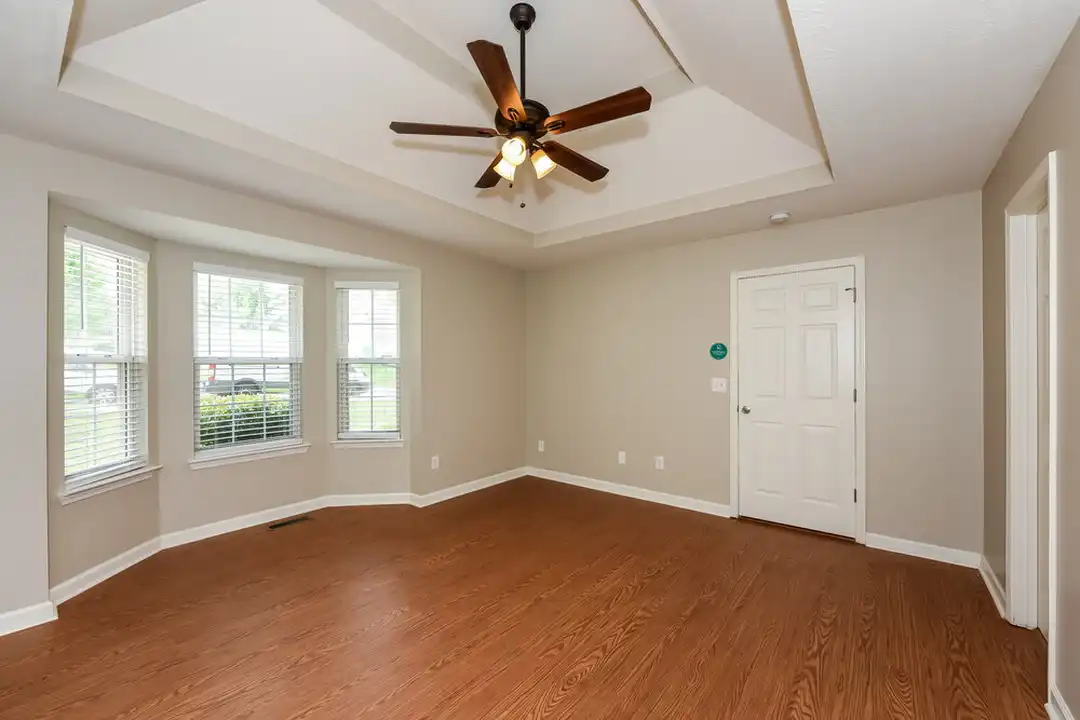 534 Summit Way - More