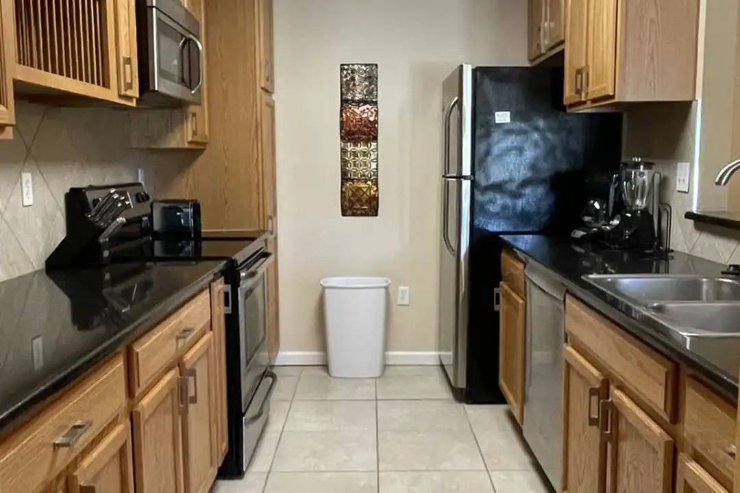 2037 Pear Tree Ct unit 2037-1 – photo 1