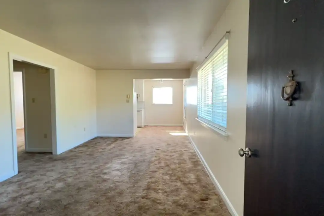 1041-1043 Jeanette Ave unit 1041 - View 2