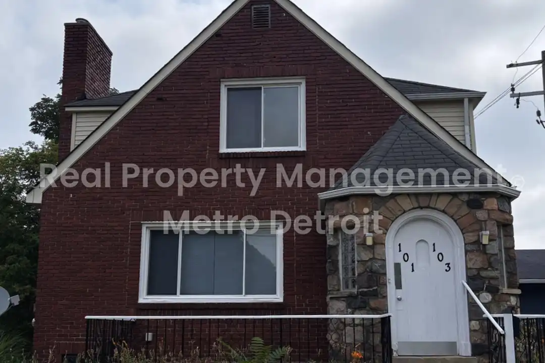 101 S Jessie St – photo 1