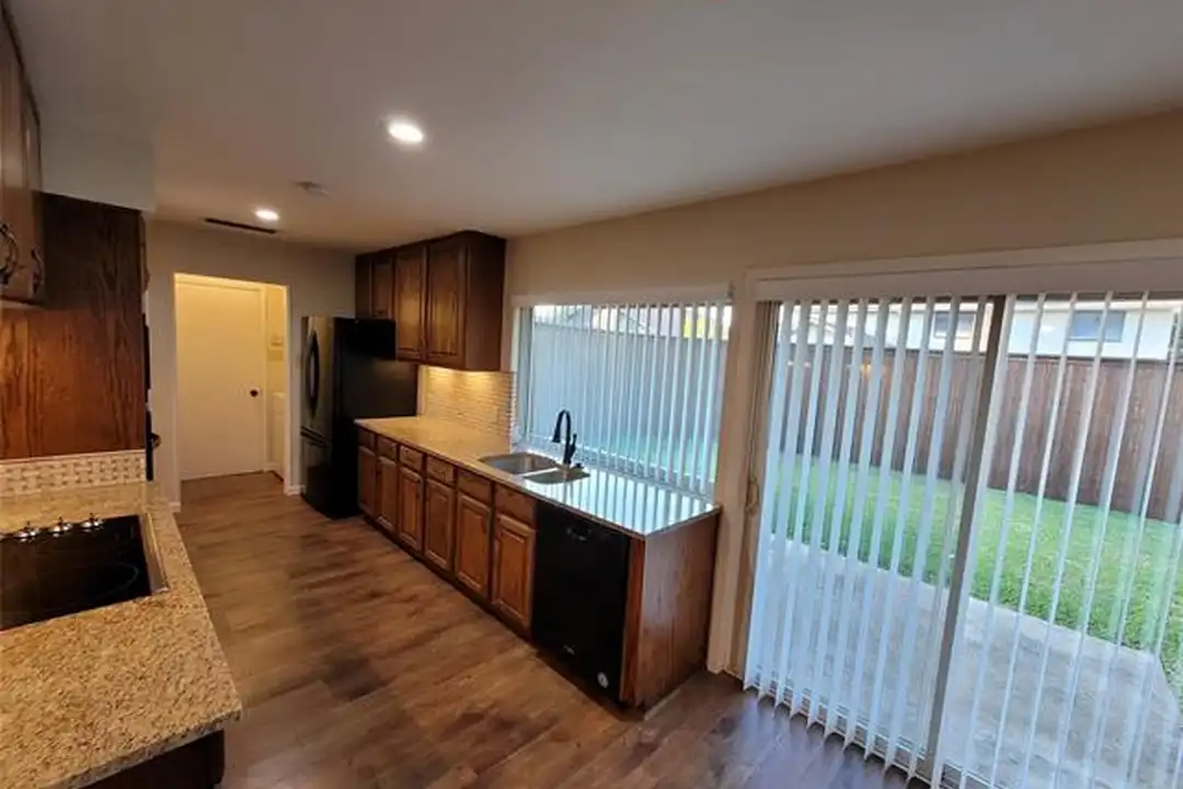 629 Perdido Dr - View 5