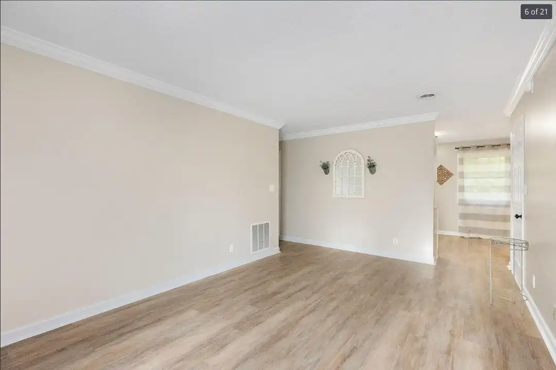 113 Arcadia Ln unit B - More
