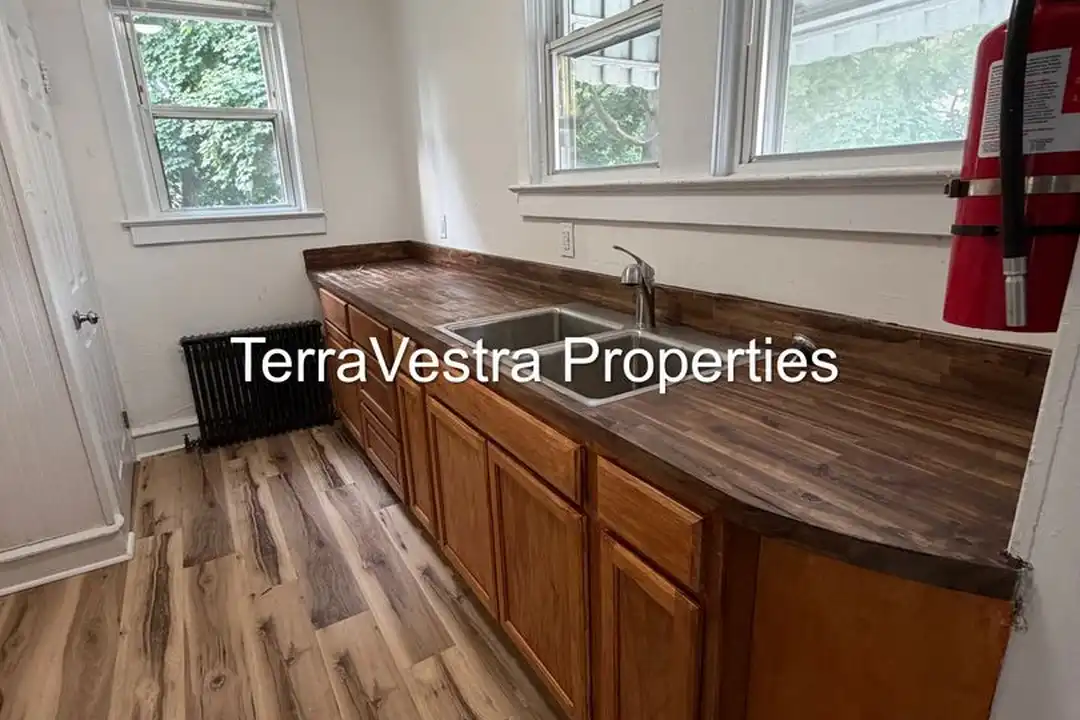 424 W Broad St unit First Floor – photo 1 of 18