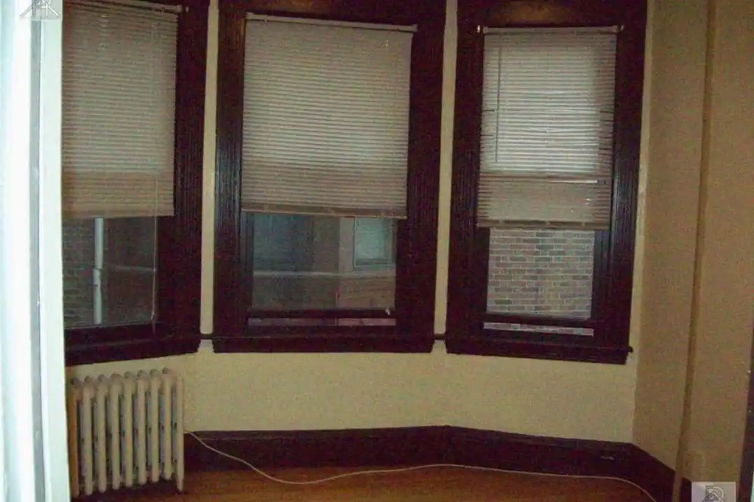 Apartment in Boston - View 6