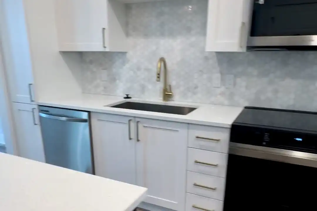 5125 W Tyson Ave unit 3TH - Plus