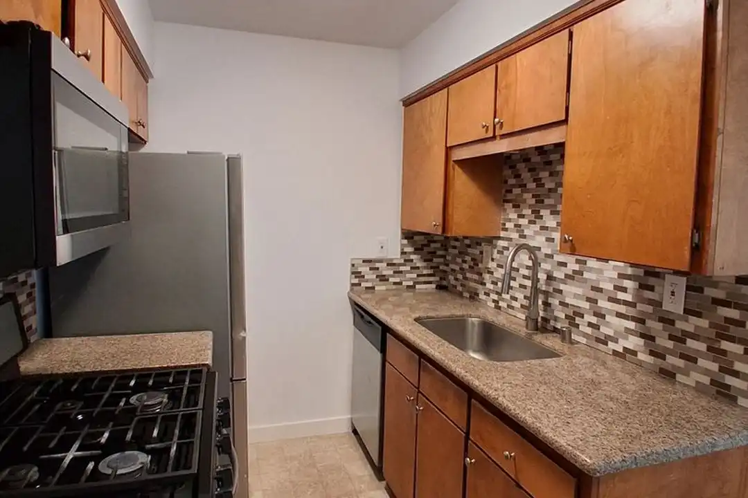 1190 S Winery Ave unit # 222 - View 6