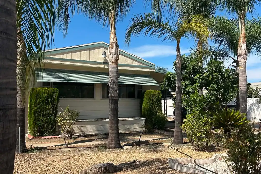 26030 San Quintin Rd – photo 1