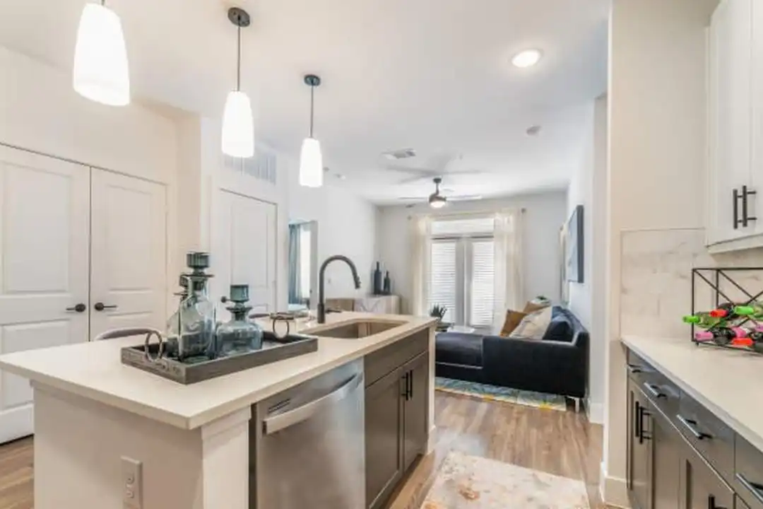 5490 Denton Dr Cut Off unit 5523 - Dallas, TX | Rent.