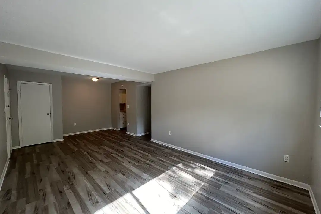 Orchard Grove Apartments – photo 1