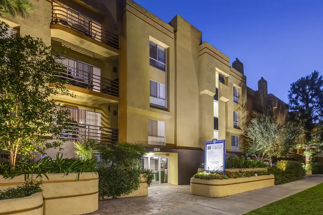 Toluca Terrace Apts. - View 3