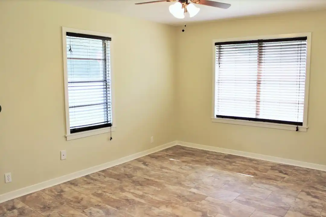 House in Brenham - More