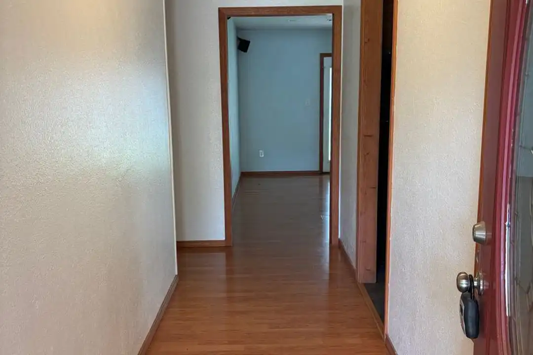 9313 S Houston St - View 4