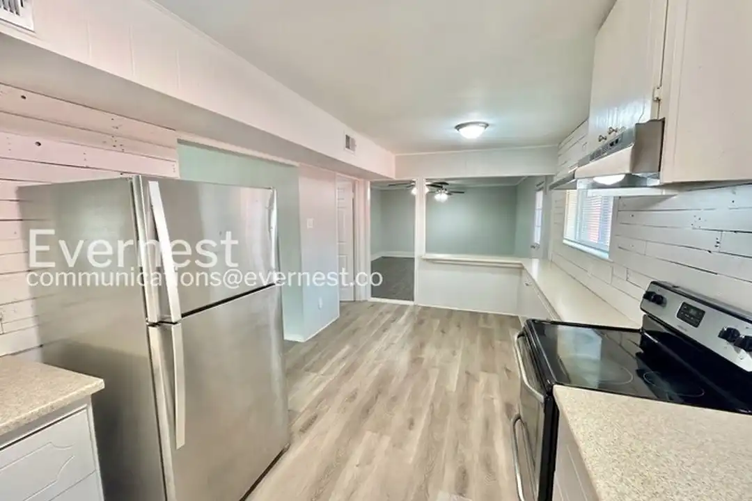 3502 Matador Dr - View 3