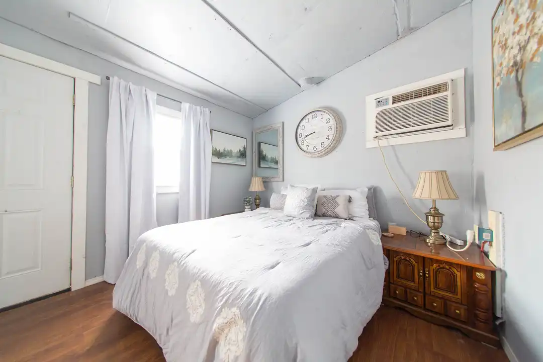 2712 Broad St - View 5