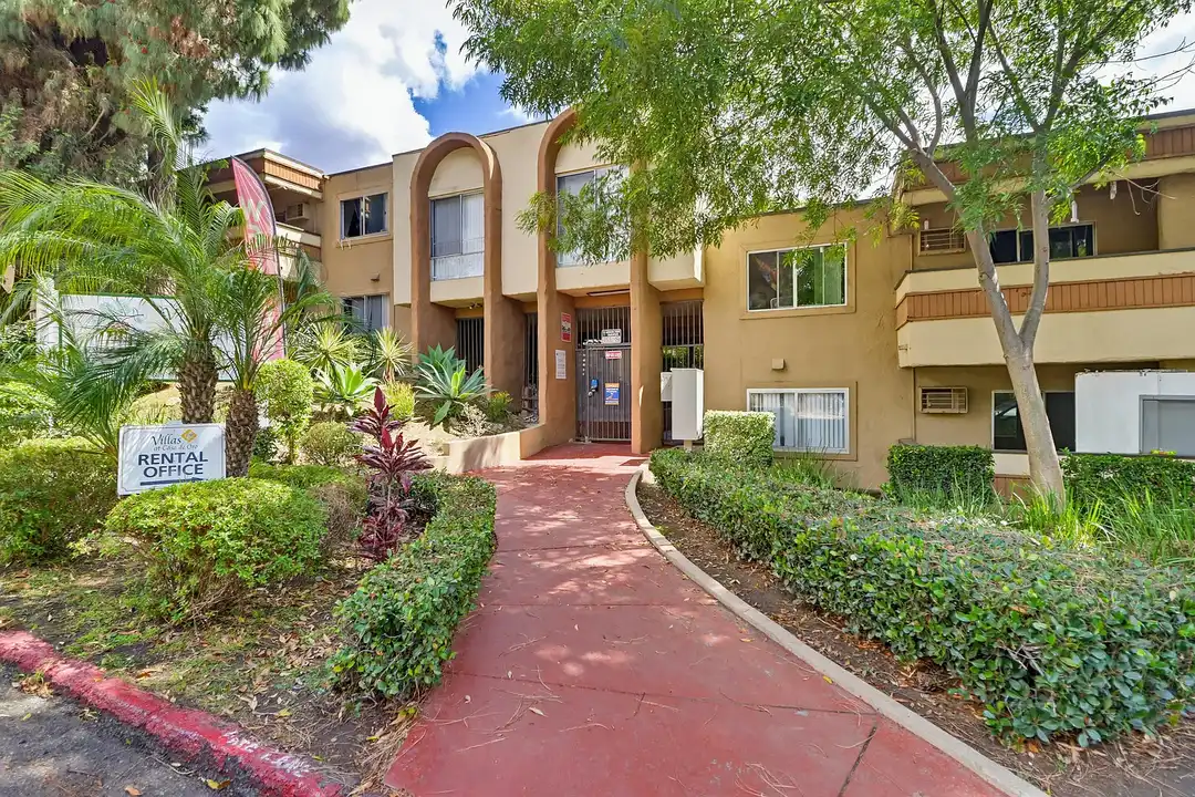 Villas at Casa de Oro – photo 1 of 11