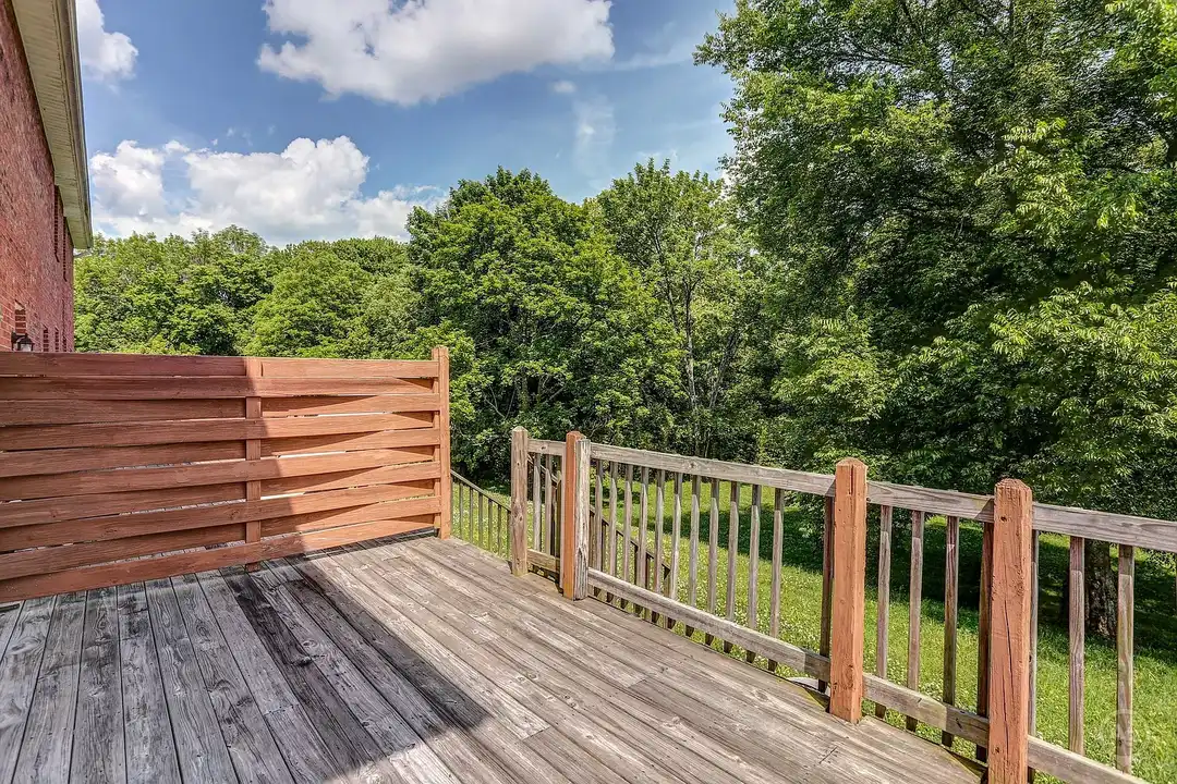 Kings Crest Townhomes – photo 1
