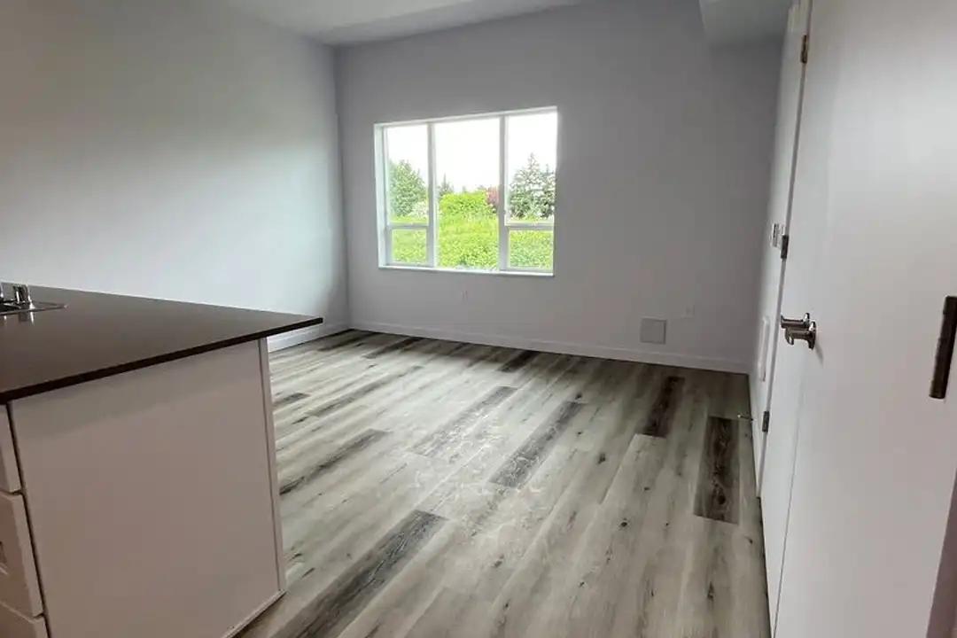 5600 NE 34th St - View 3